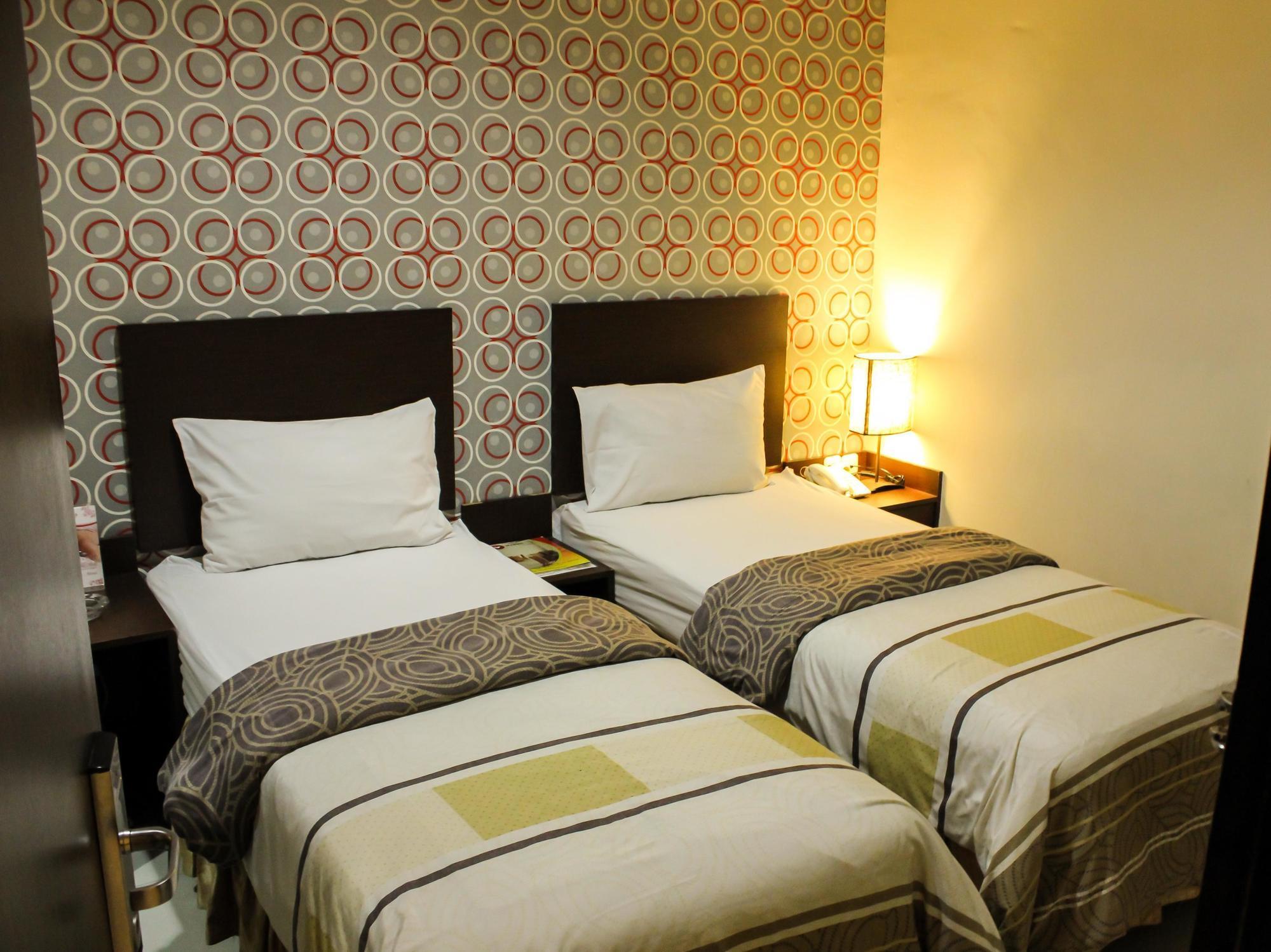 Vindhika Hotel Makassar Eksteriør billede
